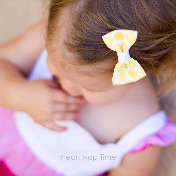 Simple hair bow tutorial via iheartnaptime.net