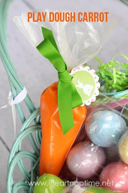 Play dough carrot from iheartnaptime.net ... just stick play dough in a frosting bag and tie with ribbon. Great idea! 