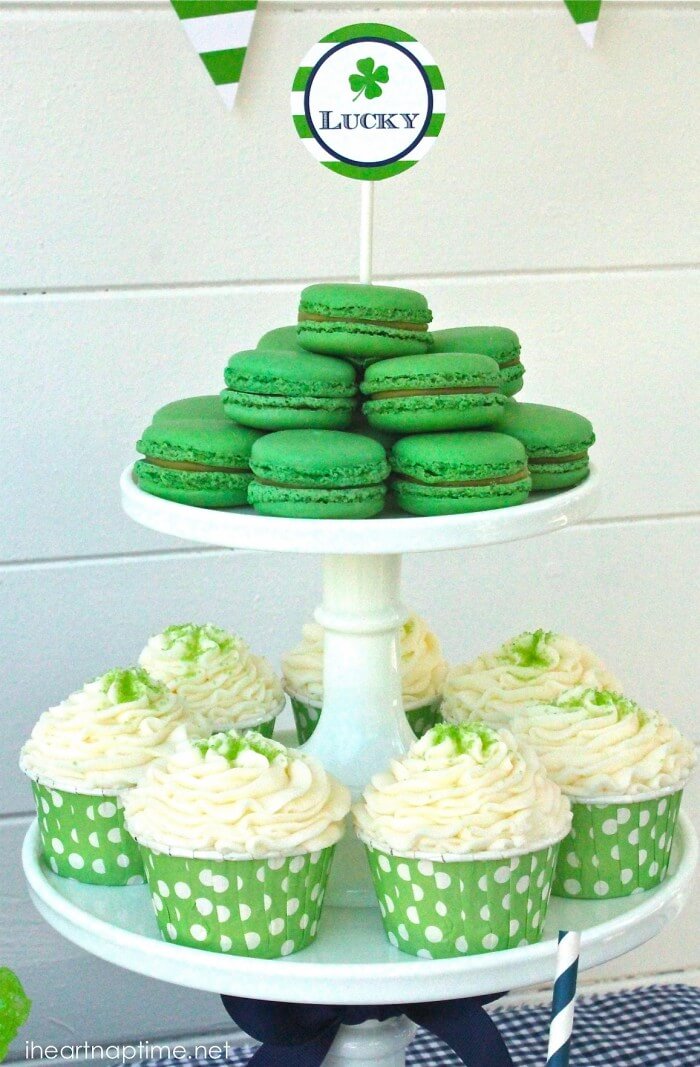 shamrock cupcakes