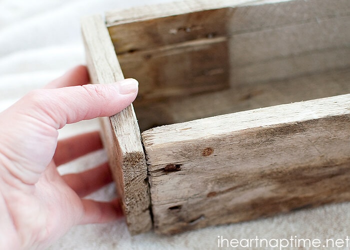 DIY Pallet Wood Planter