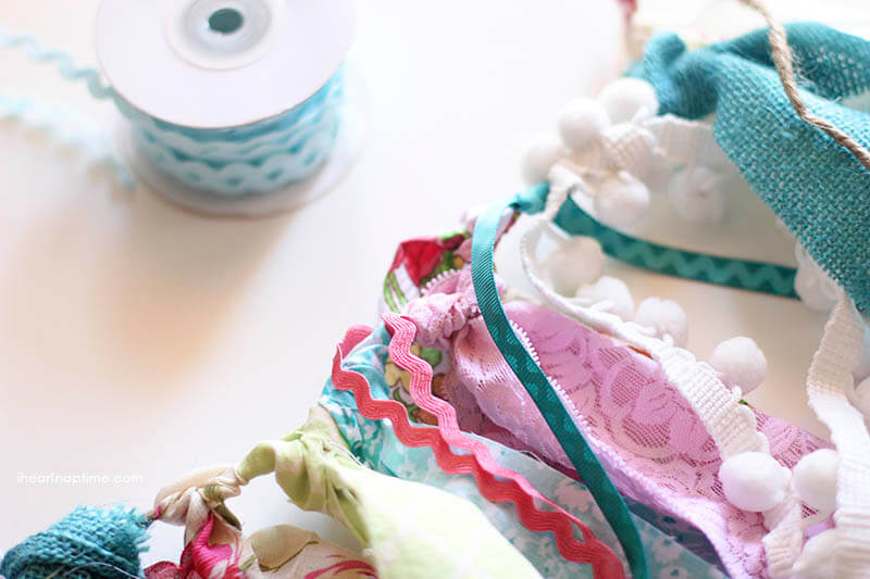 DIY fabric scrap banner... super easy to make and perfect for Spring! 