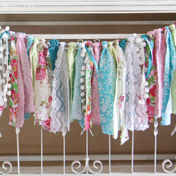 DIY fabric scrap banner... super easy to make and perfect for Spring!