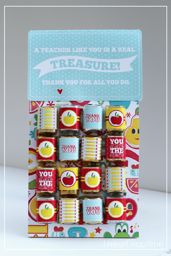 Sweet teachers gift to give and free printables to make it!