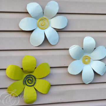 Tin Flowers by Create & Babble on I Heart Nap Time