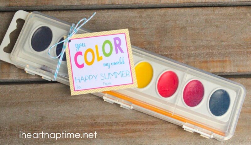 You color my world free download + 12 free summer printables! 