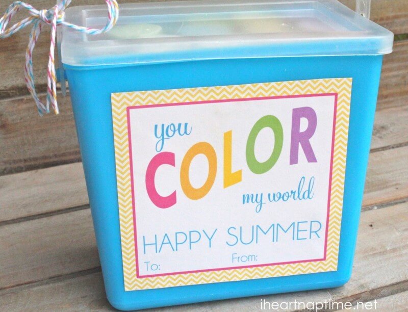 You color my world free download + 12 free summer printables! 