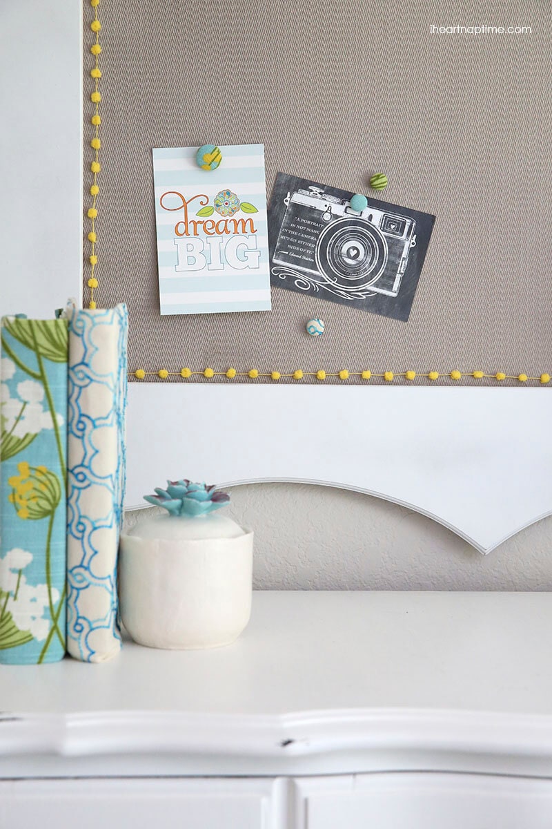 30 day living room makeover at iheartnaptime.com ....LOVE! #DIY #homedecor