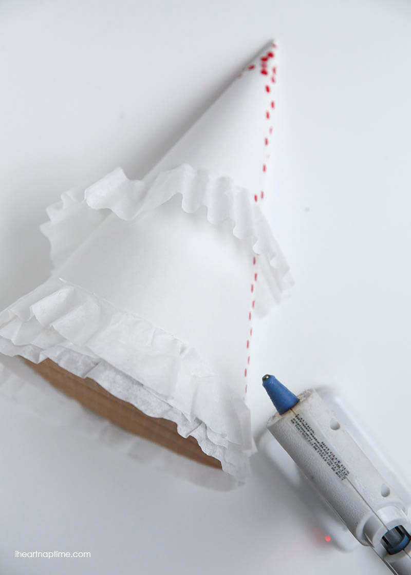 DIY coffee filter trees on iheartnaptime.net ...make these gorgeous Christmas trees for less than a buck! 