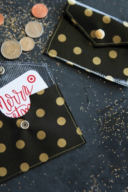 Easy Oilcloth Coin Purse - perfect for holding gift cards and small trinkets