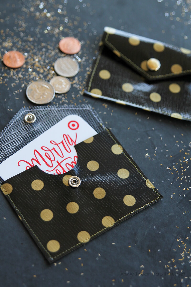 Easy Oilcloth Coin Purse - perfect for holding gift cards and small trinkets