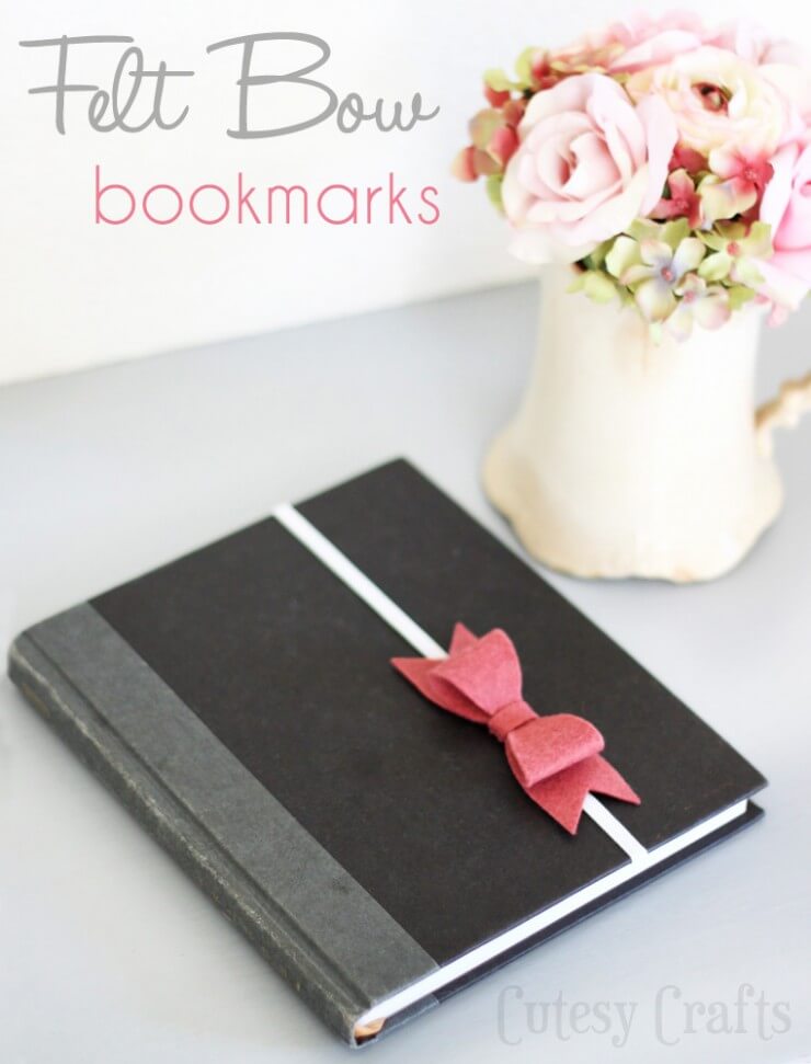 felt bow bookmarks