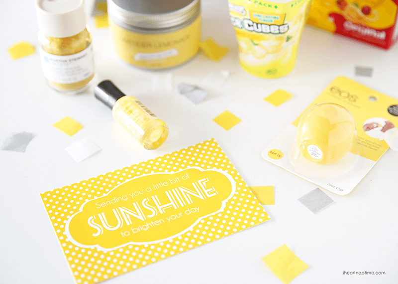 Send a box of sunshine with these 2 free printables on iheartnaptime.com -the perfect gift to send someone to brighten their day!
