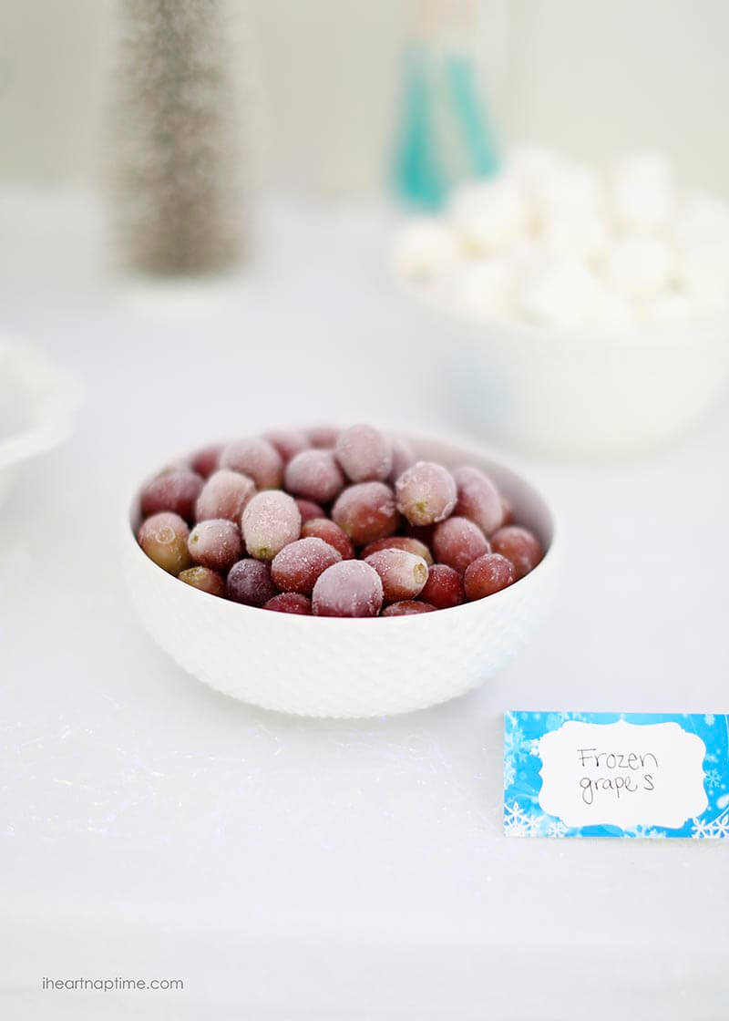 DIY Frozen party ideas on a budget + free printables -perfect for any princess party!