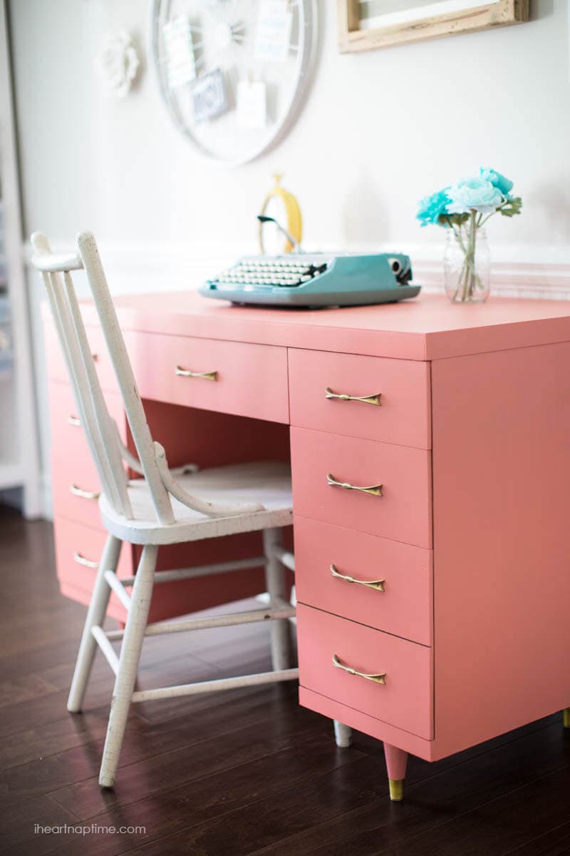 DIY chalk paint desk makeover on iheartnaptime.com