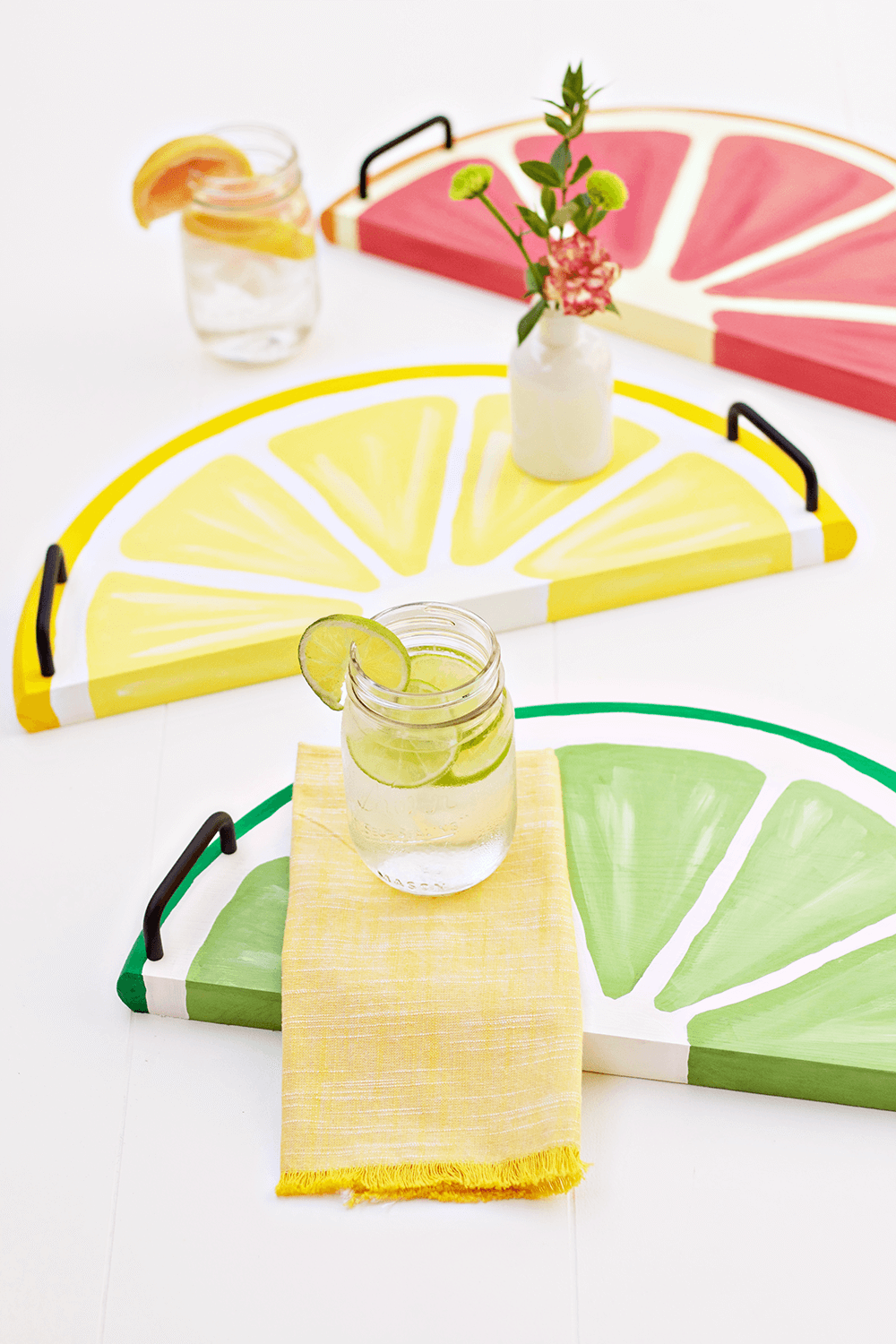 Citrus Fruit Serving Trays - an easy, summery DIY perfect for every day use!