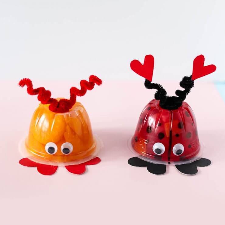These Valentine's Day love bug fruit cups are the perfect non-candy Valentine for kids. They would make a great class party snack or lunch box treat.