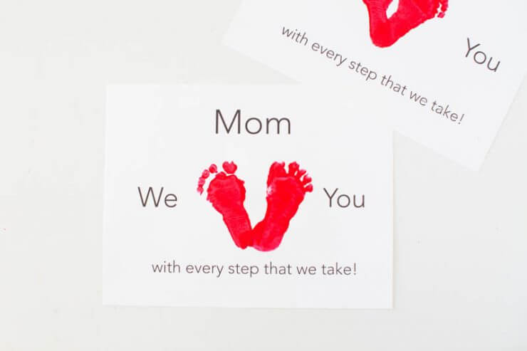 Mother's Day Stamped Gift Feet + 25 Free Mother's Day Printables - Beautiful and easy gift ideas to honor the women who make the world go round!