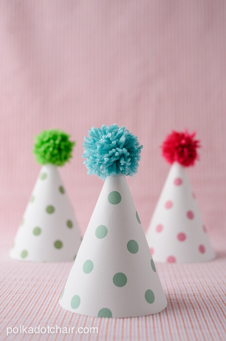 Printable Pom Pom Polka Dot Party Hats + DIY First Birthday Shirt and Party Hat - plus 15 other birthday outfit ideas to make your little one unbelievably adorable on the Big Day!