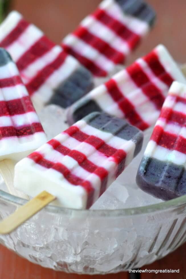 Red white and blue popsicles + 50 Festive red, white and blue ideas...creative ways to kick-off summer and celebrate our freedom while remembering our fallen heroes!