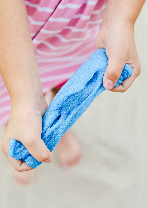 pulling sand slime apart