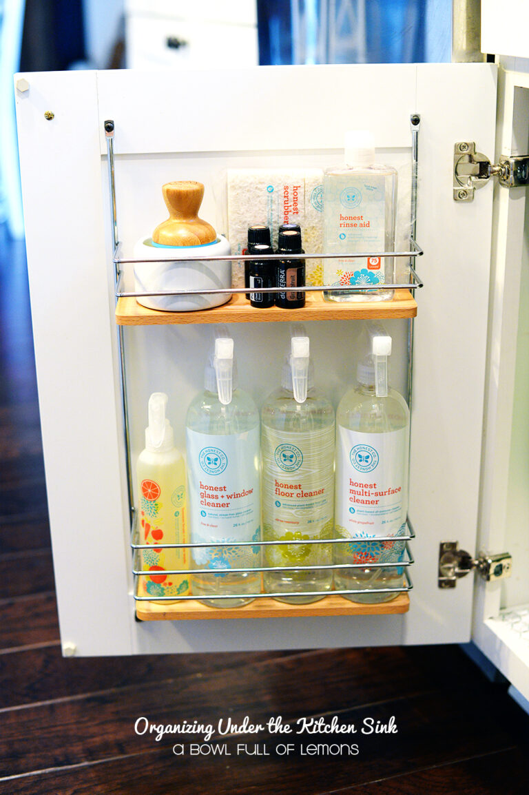 27 Organizing Hacks The Inspiration Board   Organizing Under The Kitchen Sink Via ABFOL 7 768x1154 