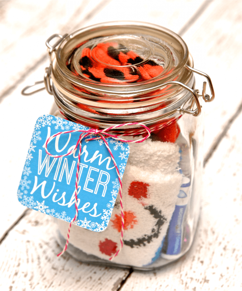 https://theinspirationboard.com/wp-content/uploads/2022/11/winter_survival_kit_gift_in_a_jar1-851x1024-1.png