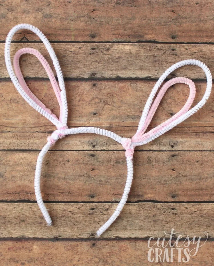 Pipe Cleaner Bunny Ears 